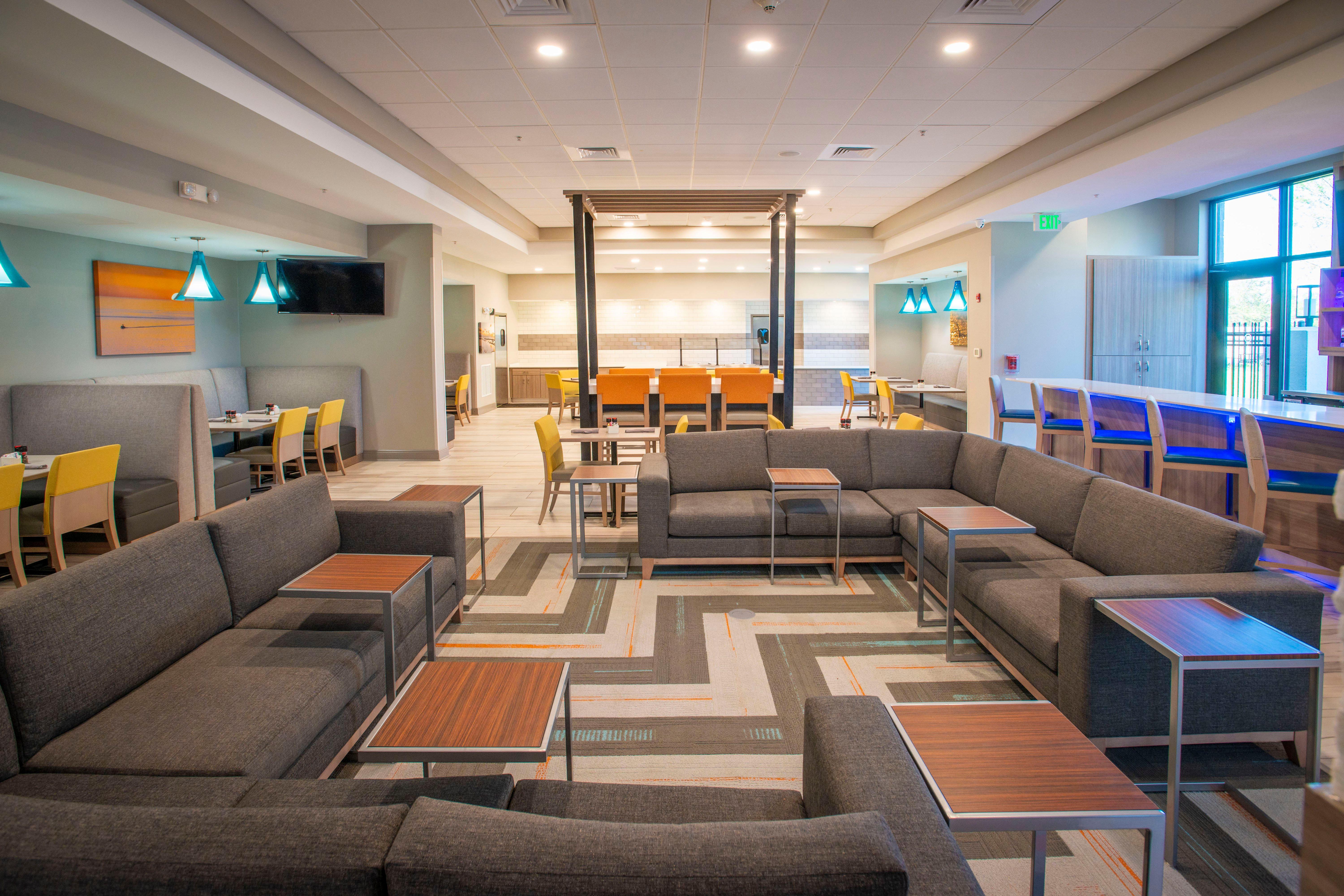 Holiday Inn Pensacola - University Area By Ihg Exterior photo