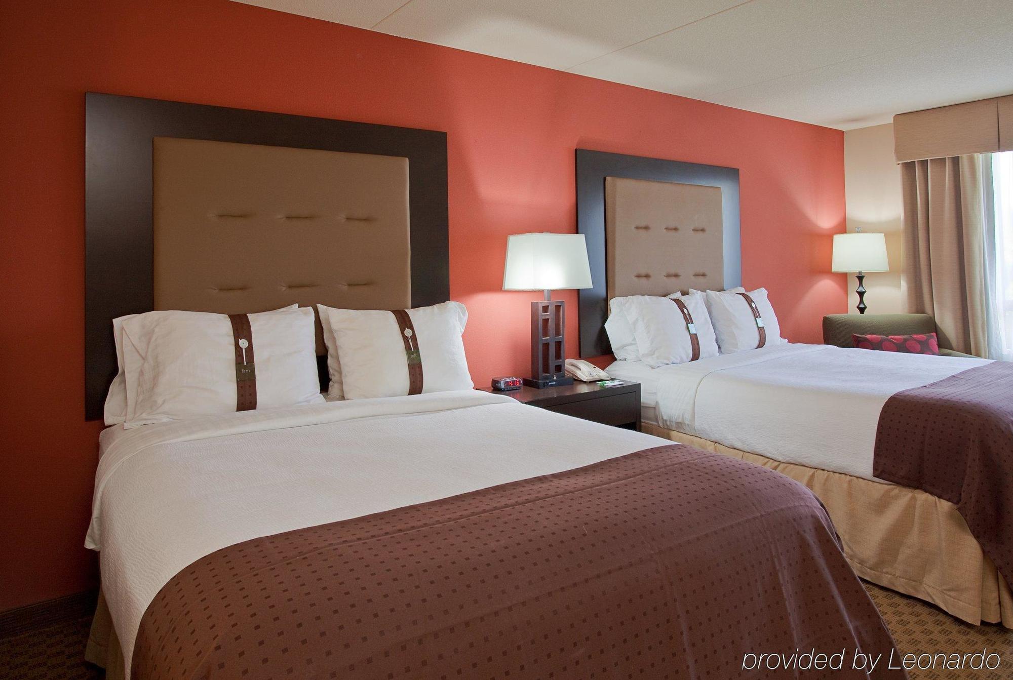 Holiday Inn Pensacola - University Area By Ihg Room photo