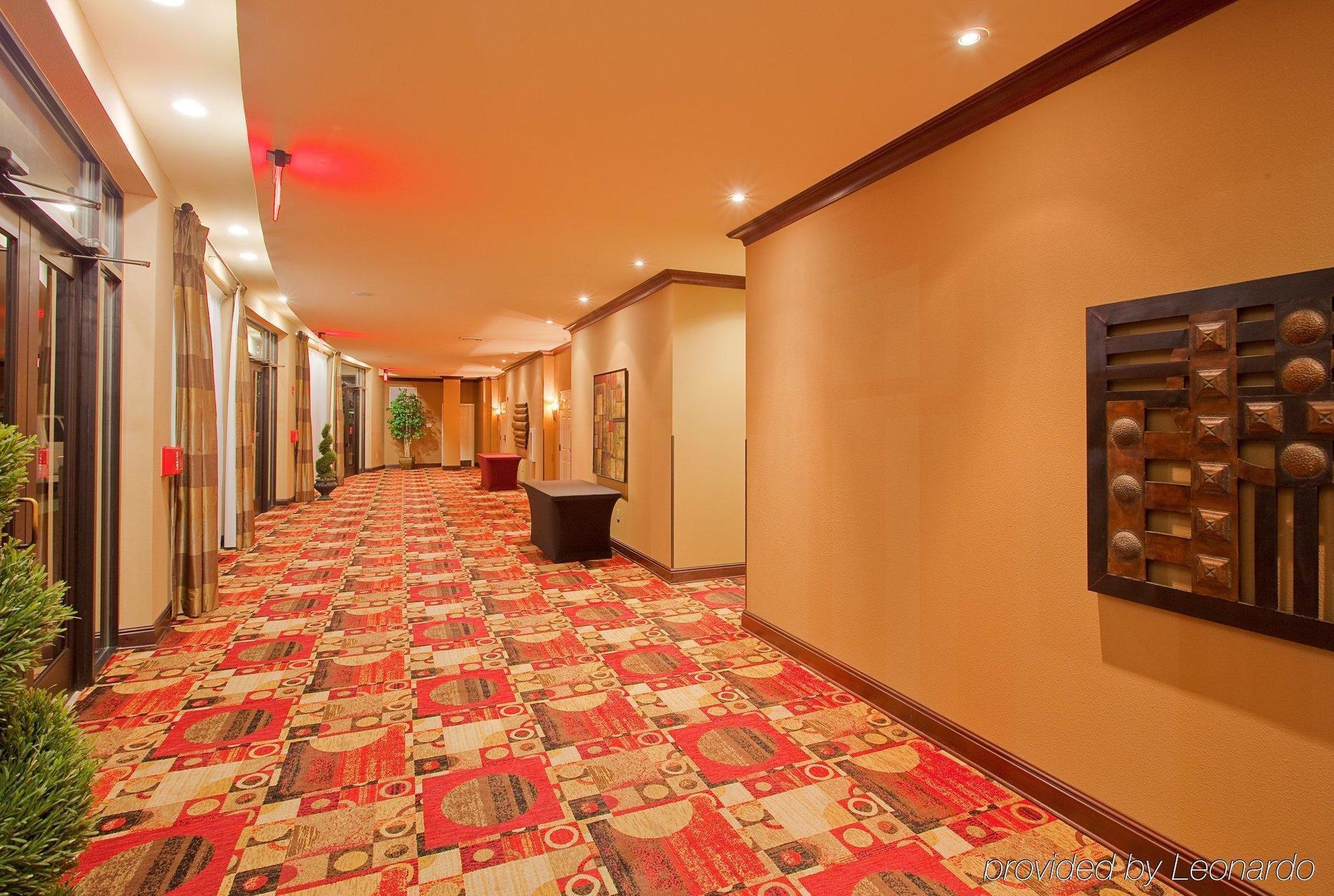 Holiday Inn Pensacola - University Area By Ihg Exterior photo