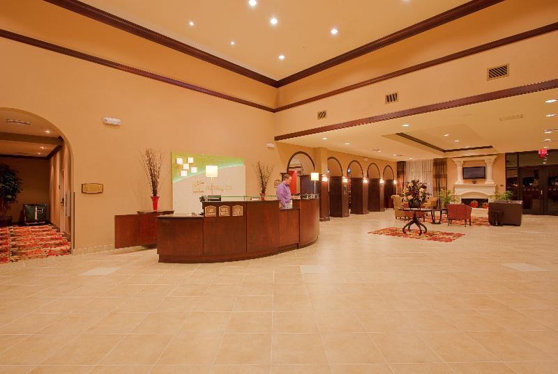 Holiday Inn Pensacola - University Area By Ihg Exterior photo
