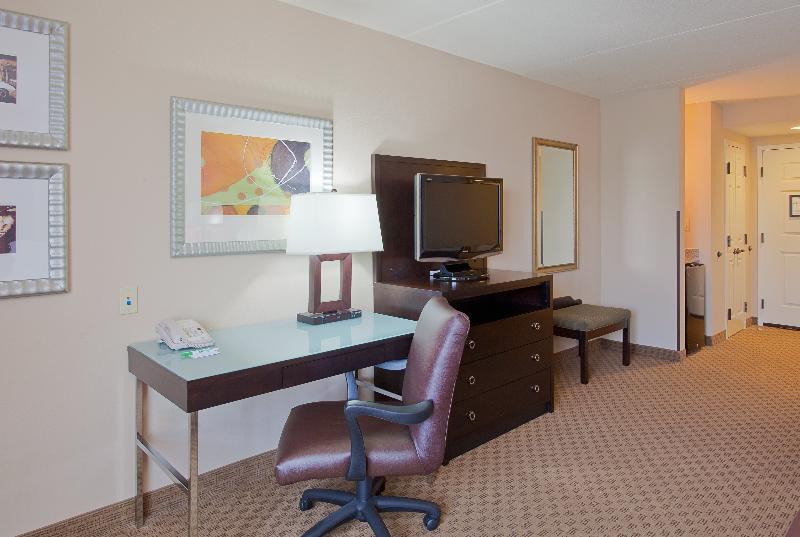 Holiday Inn Pensacola - University Area By Ihg Exterior photo